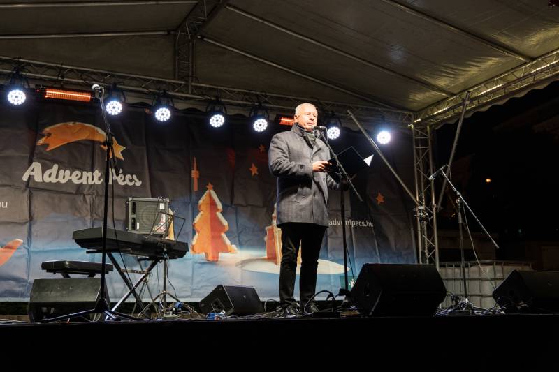 2025_11_28_varosi advent megnyito_08.jpg